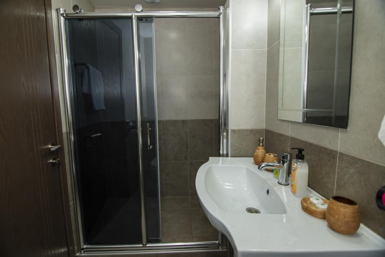 Rezal Plaza Batumi Apartamento Exterior foto